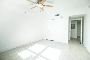 610 W Las Olas Blvd, Fort Lauderdale, FL 33312 - Photo 8