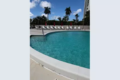 2425 Presidential Way Way #1703, West Palm Beach, FL 33401 - Photo 16