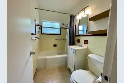 2204 NW 3rd Avenue #2, Wilton Manors, FL 33311 - Photo 10