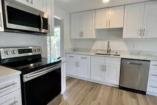 7150 NW 46th Ct, Lauderhill, FL 33319 - Photo 4