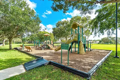 4621 Windward Cove Lane, Wellington, FL 33449 - Photo 16