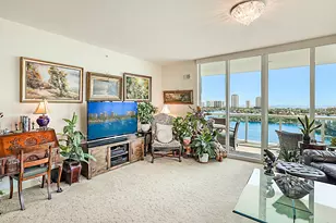 2640 Lake Shore Dr, Riviera Beach, FL 33404 - Photo 12