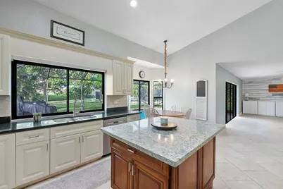 6273 NW 52nd Street, Coral Springs, FL 33067 - Photo 14