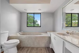 6273 NW 52nd St, Coral Springs, FL 33067 - Photo 22