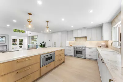 654 W Lakewoode Circle, Delray Beach, FL 33445 - Photo 8