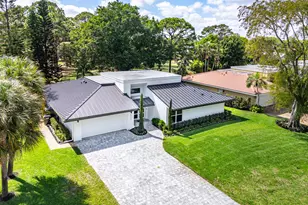654 W Lakewoode Cir, Delray Beach, FL 33445 - Photo 24