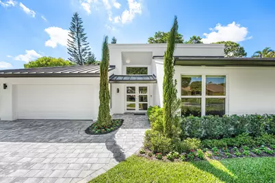 654 W Lakewoode Circle, Delray Beach, FL 33445 - Photo 2