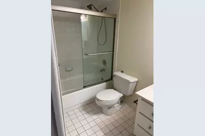 2600 Collins Avenue #401, Miami Beach, FL 33140 - Photo 6