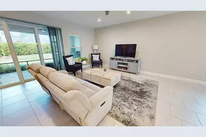 9592 SW Royal Poinciana Drive, Port Saint Lucie, FL 34987 - Photo 10