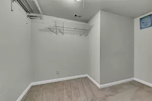 9401 Sunrise Lakes Blvd, Sunrise, FL 33322 - Photo 24