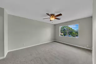 9401 Sunrise Lakes Blvd, Sunrise, FL 33322 - Photo 20