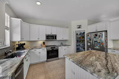 2078 Reston Circle, Royal Palm Beach, FL 33411 - Photo 6