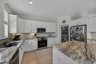 2078 Reston Cir, Royal Palm Beach, FL 33411 - Photo 6