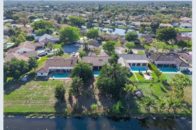 10551 NW 3rd Manor, Coral Springs, FL 33071 - Photo 30