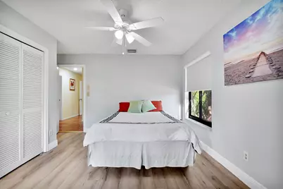 10551 NW 3rd Manor, Coral Springs, FL 33071 - Photo 20