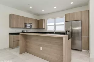 6151 SW 36th Ct, Miramar, FL 33023 - Photo 10