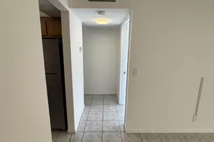 1854 Abbey Rd, West Palm Beach, FL 33415 - Photo 6