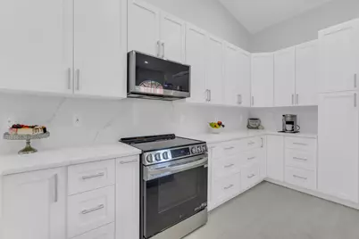 8224 Via Bella, Boca Raton, FL 33496 - Photo 10