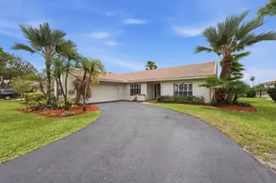 10108 NW 1st Manor, Coral Springs, FL 33071 - Photo 2