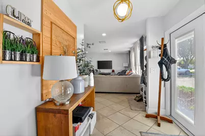320 Riverdale Road, Palm Springs, FL 33461 - Photo 8