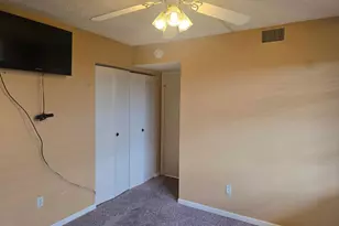 150 Lake Nancy Ln, West Palm Beach, FL 33411 - Photo 8