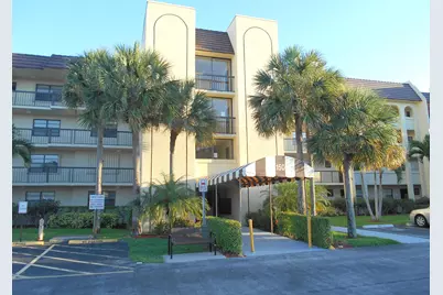 150 Lake Nancy Lane #320, West Palm Beach, FL 33411 - Photo 1