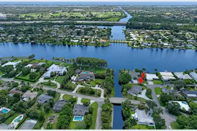 7500 W Lake Drive, Lake Clarke Shores, FL 33406 - Photo 2