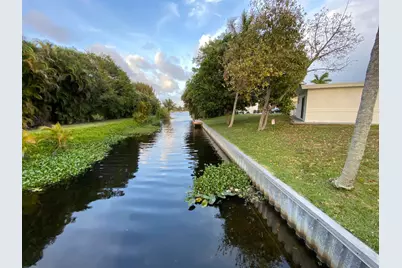 7500 W Lake Drive, Lake Clarke Shores, FL 33406 - Photo 10