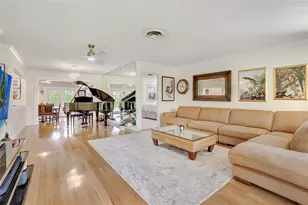 241 SW 13th St, Boca Raton, FL 33432 - Photo 4