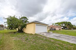 1566 SE Sutton St, Port Saint Lucie, FL 34983 - Photo 36