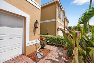 7541 Spatterdock Dr, Boynton Beach, FL 33437 - Photo 2