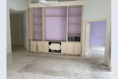 284 NW Bentley Circle, Port Saint Lucie, FL 34986 - Photo 4