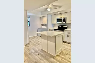1030 US Highway 1 Apt 302, North Palm Beach, FL 33408 - Photo 2
