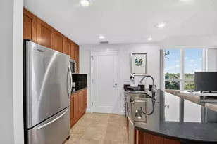 3800 N Ocean Dr, Singer Island, FL 33404 - Photo 12