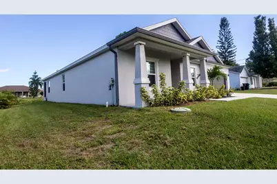 2149 SW Susset Lane, Port Saint Lucie, FL 34953 - Photo 4