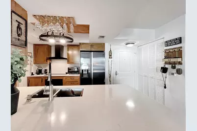 99 SE Mizner Boulevard #714, Boca Raton, FL 33432 - Photo 10