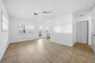 1200 NE 17th Ct, Fort Lauderdale, FL 33305 - Photo 10