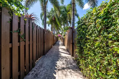 1200 NE 17th Court, Fort Lauderdale, FL 33305 - Photo 2