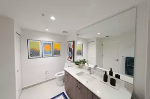 450 SW 5th St, Miami, FL 33130 - Photo 20