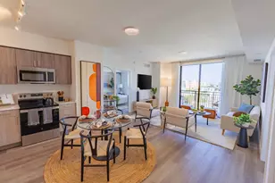 450 SW 5th St, Miami, FL 33130 - Photo 10