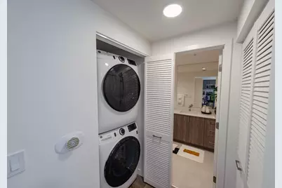 450 SW 5th Street #515, Miami, FL 33130 - Photo 24