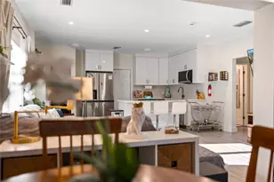 218 SW 7th St, Dania Beach, FL 33004 - Photo 14