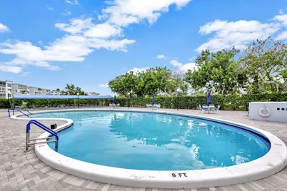 7610 NW 18th Street #205, Margate, FL 33063 - Photo 8