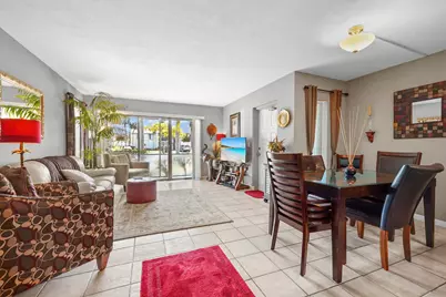 1013 Green Pine Boulevard #D1, West Palm Beach, FL 33409 - Photo 4