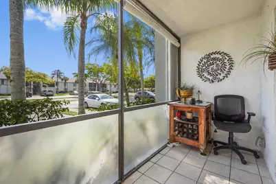 1013 Green Pine Boulevard #D1, West Palm Beach, FL 33409 - Photo 10