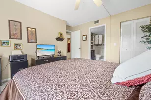 1013 Green Pine Blvd, West Palm Beach, FL 33409 - Photo 14