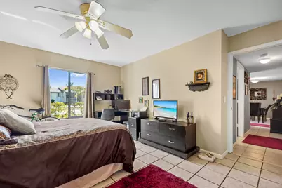 1013 Green Pine Boulevard #D1, West Palm Beach, FL 33409 - Photo 8