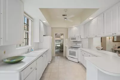 2570 Kittbuck Way, West Palm Beach, FL 33411 - Photo 14
