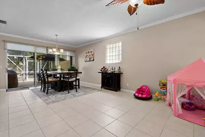 114 Lancaster Way, Royal Palm Beach, FL 33414 - Photo 4