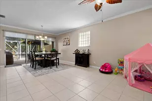114 Lancaster Way, Royal Palm Beach, FL 33414 - Photo 4
